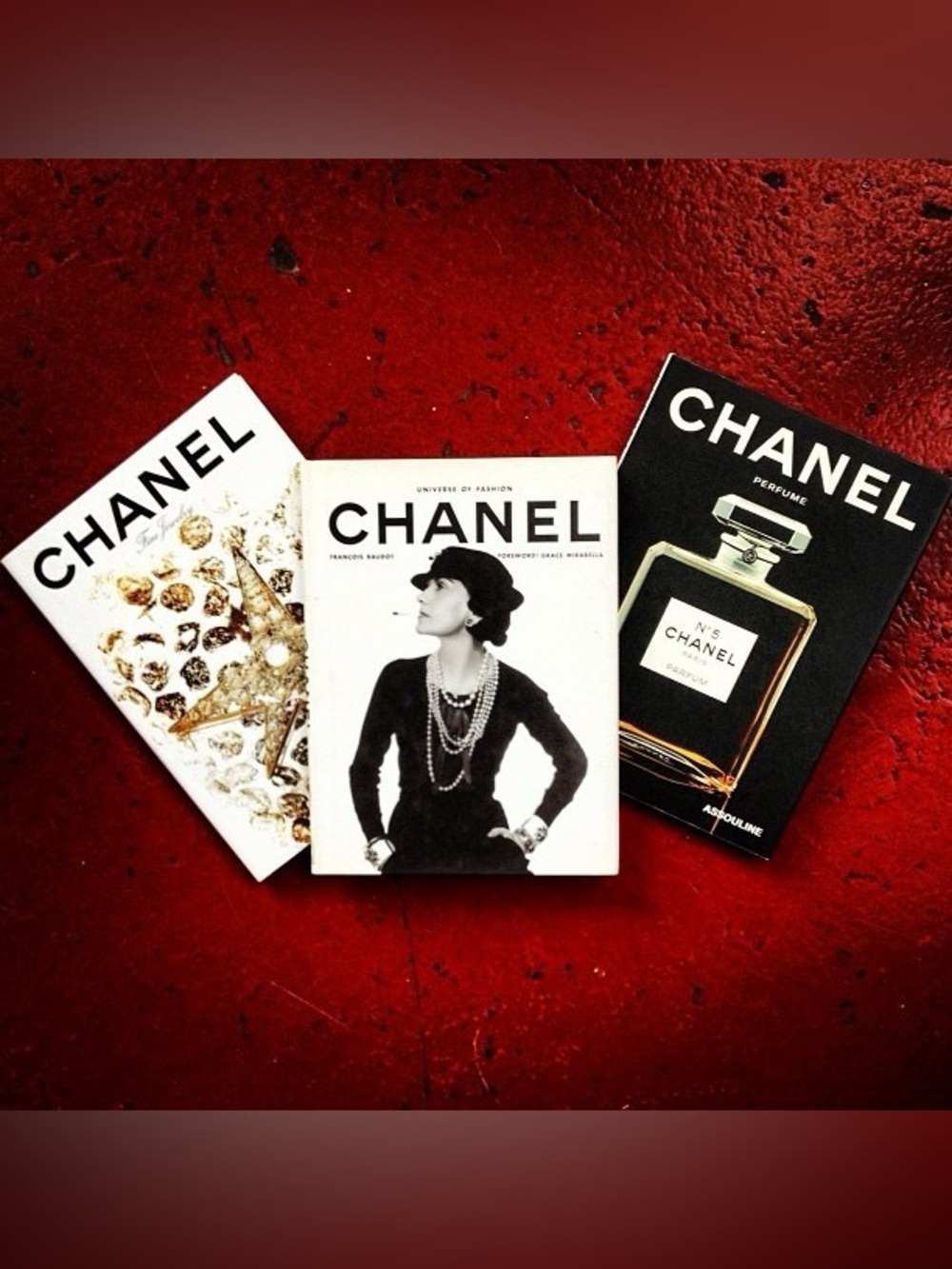 ⚡️SALE🔥HP🔥 RARE 2003 Assouline Coco Chanel 3-Volume Hardcover Book Set - Picture 4 of 14